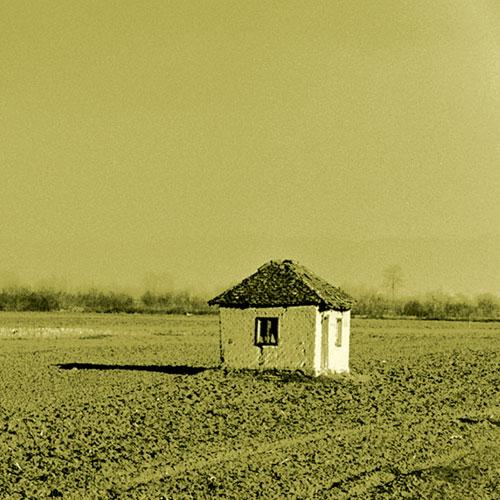 Sığınağımız Olan Ev