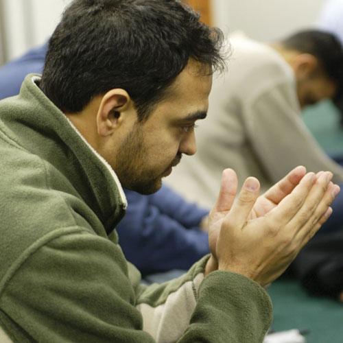 Eller Duaya Açılınca